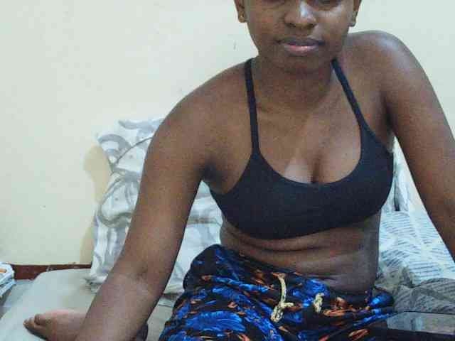 Sweetdiva2 webcam