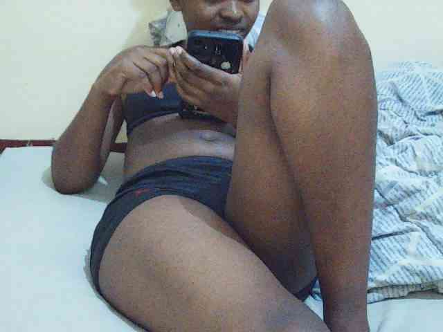 Sweetdiva2 webcam