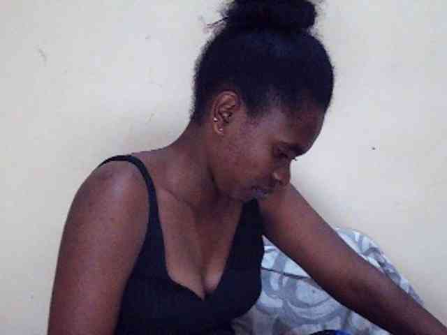 Sweetdiva2 webcam
