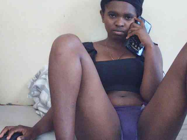 Sweetdiva2 webcam