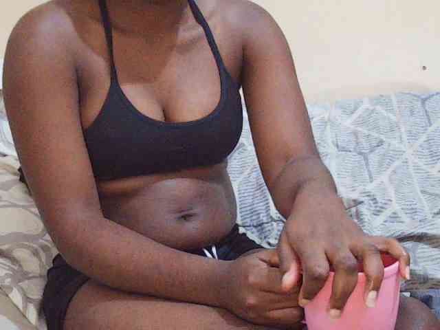 Sweetdiva2 webcam