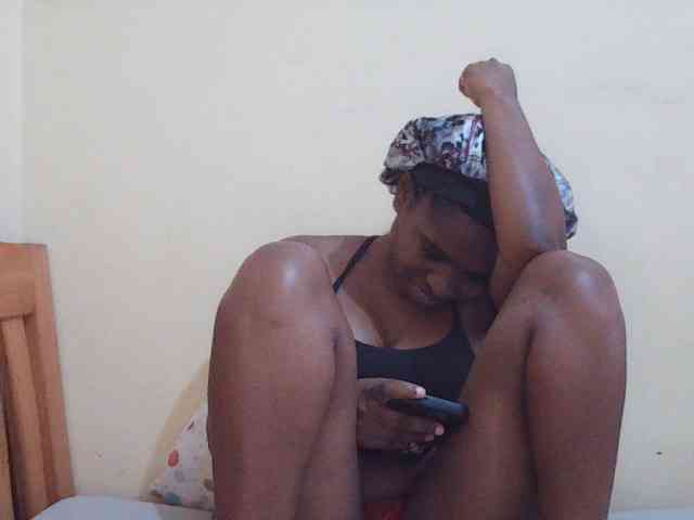Sweetdiva2 webcam