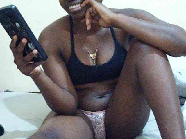 Sweetdiva2 webcam