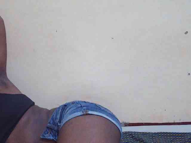Sweetdiva2 webcam
