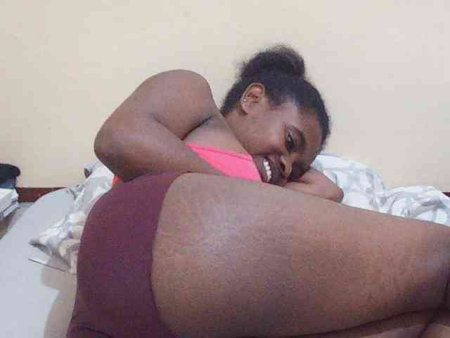 Sweetdiva2 webcam