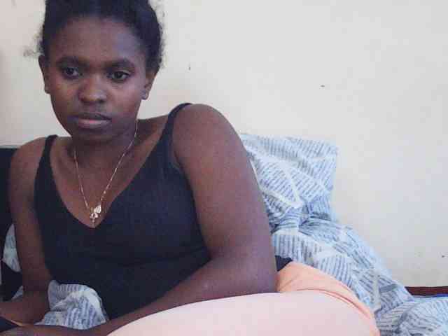 Sweetdiva2 webcam