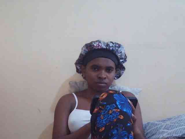 Sweetdiva2 webcam