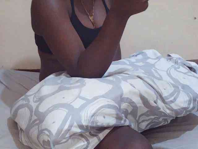 Sweetdiva2 webcam