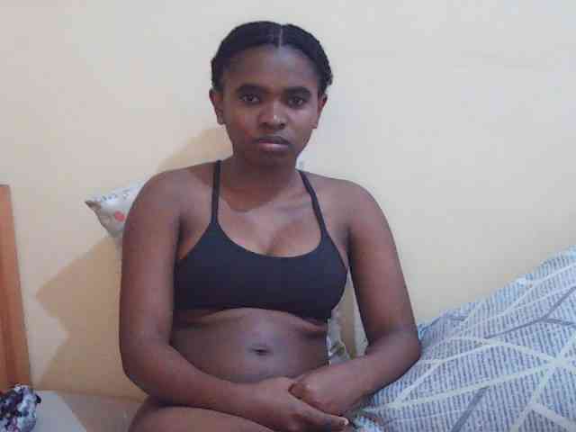 Sweetdiva2 webcam
