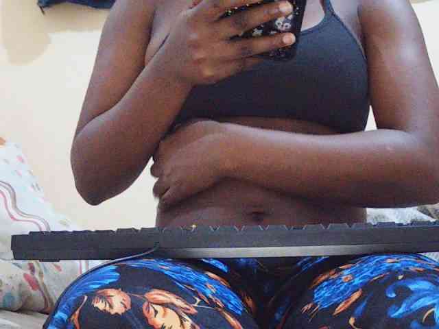 Sweetdiva2 webcam