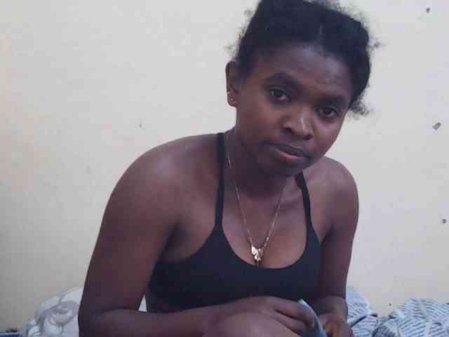 Sweetdiva2 webcam
