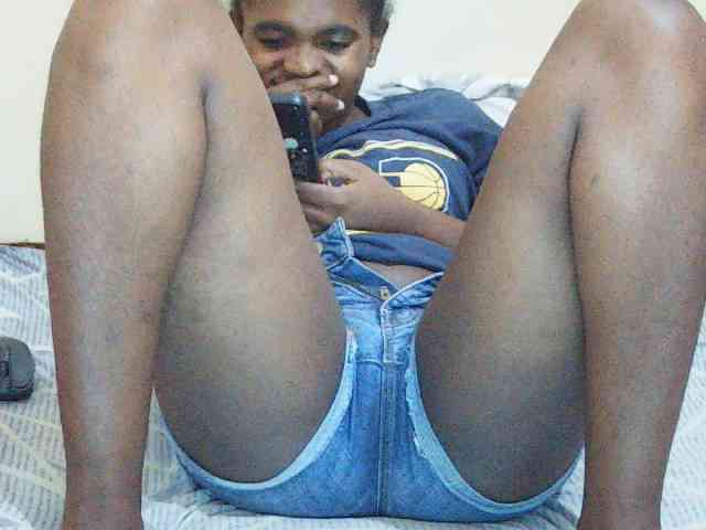 Sweetdiva2 webcam