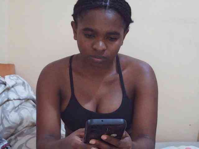 Sweetdiva2 webcam
