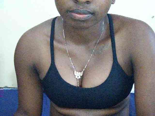 Sweetdiva2 webcam