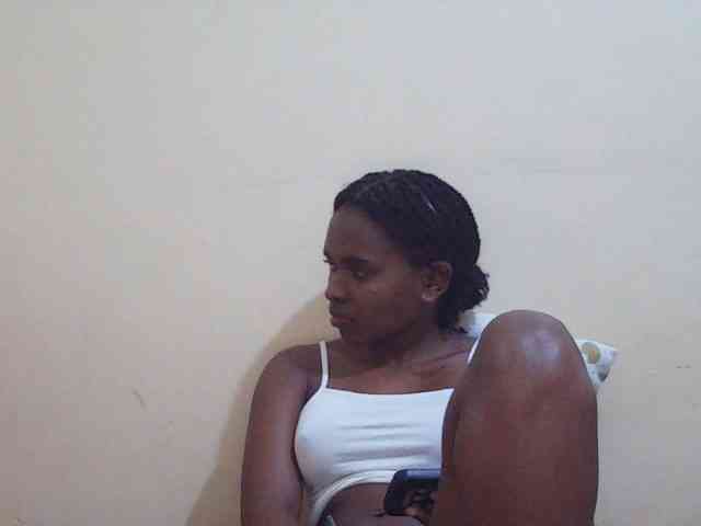 Sweetdiva2 webcam