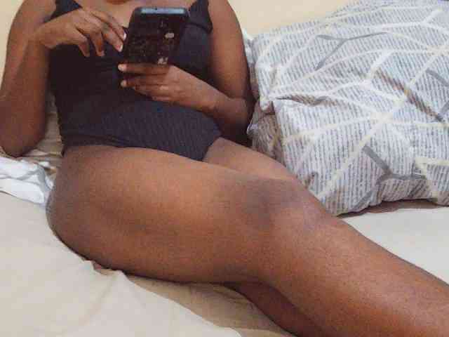 Sweetdiva2 webcam