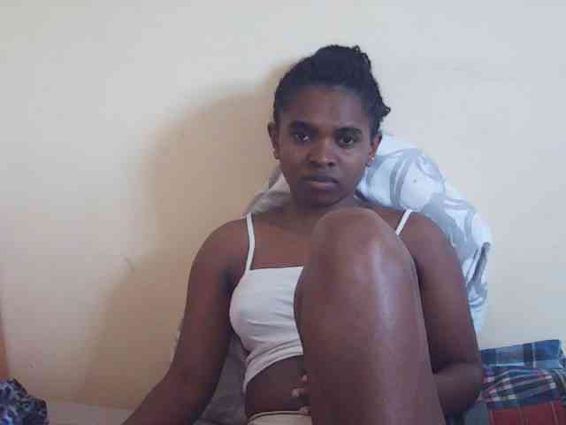 Sweetdiva2 webcam