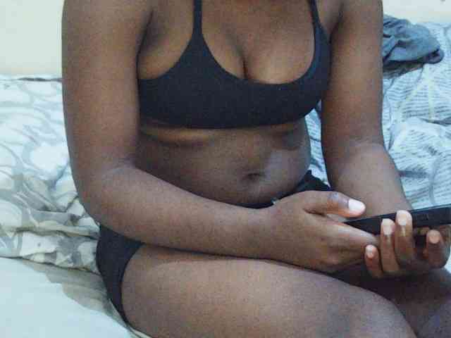 Sweetdiva2 webcam