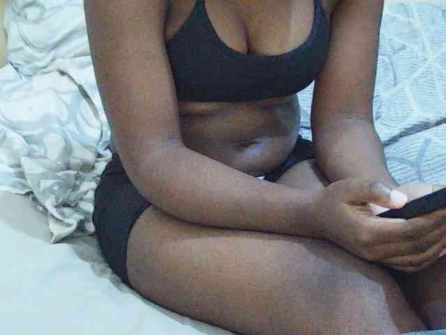 Sweetdiva2 webcam