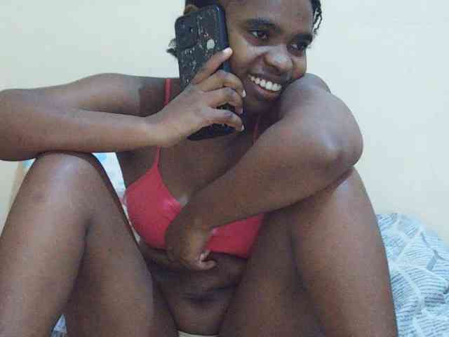 Sweetdiva2 webcam
