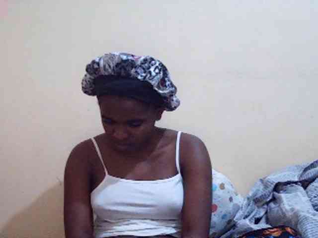 Sweetdiva2 webcam