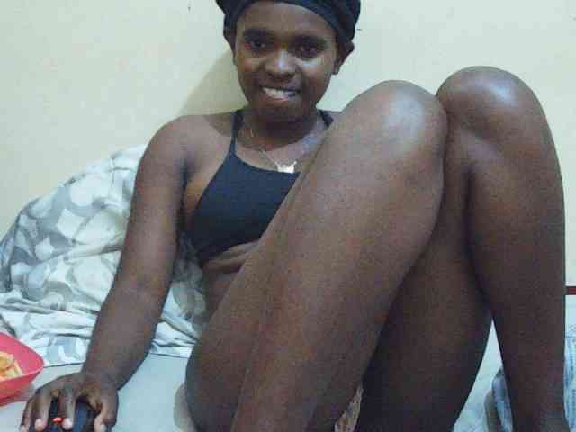 Sweetdiva2 webcam