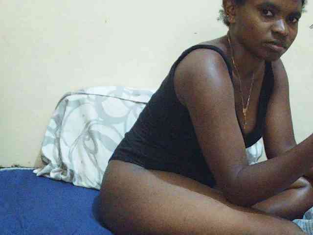 Sweetdiva2 webcam