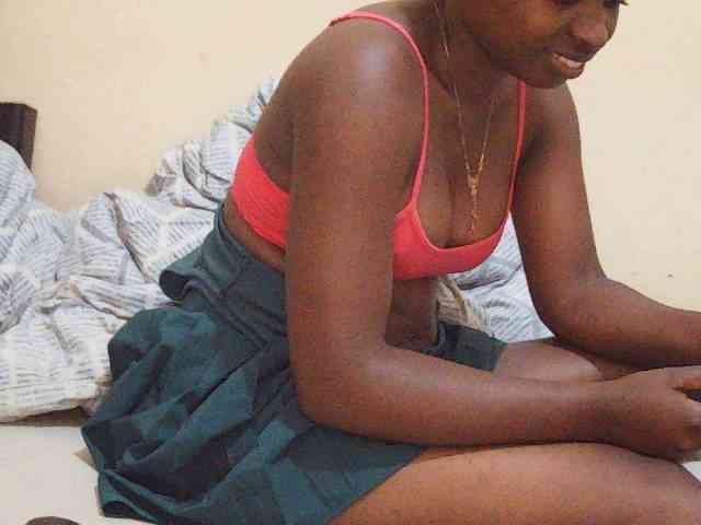 Sweetdiva2 webcam