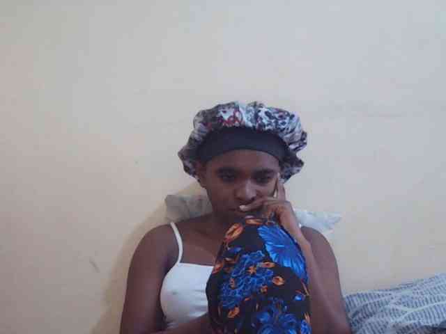 Sweetdiva2 webcam