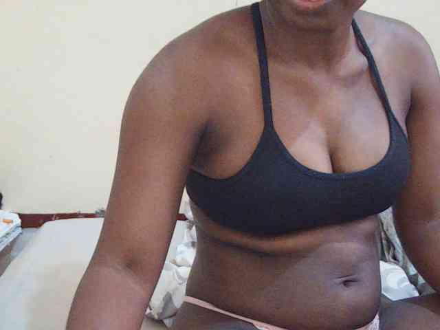 Sweetdiva2 webcam
