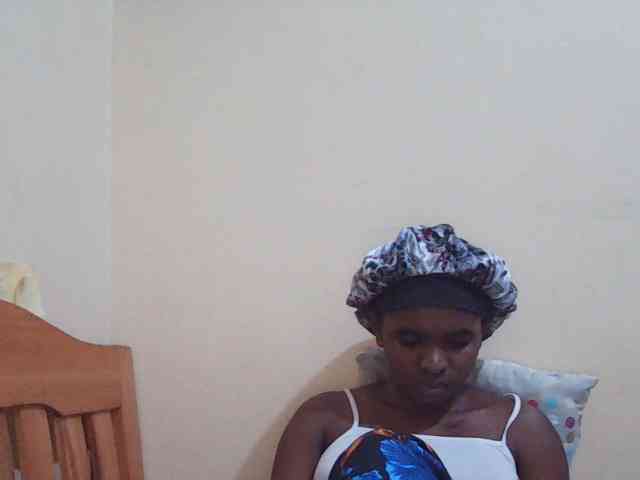 Sweetdiva2 webcam