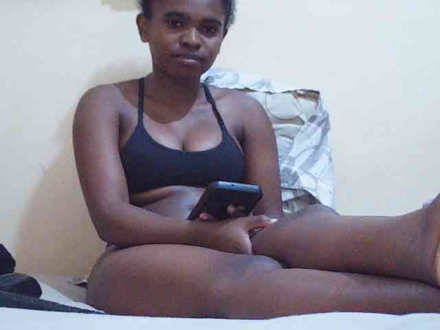 Sweetdiva2 webcam