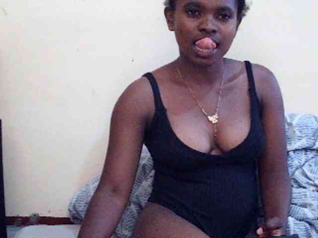 Sweetdiva2 webcam