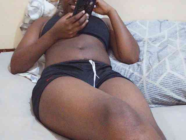 Sweetdiva2 webcam