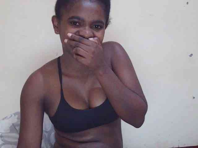Sweetdiva2 webcam