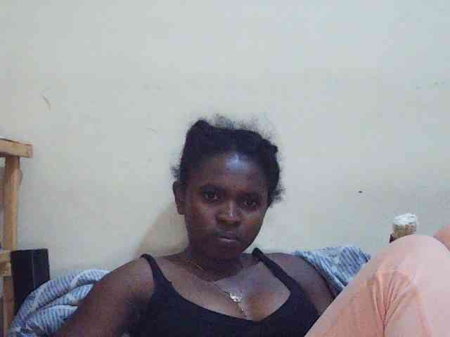 Sweetdiva2 webcam