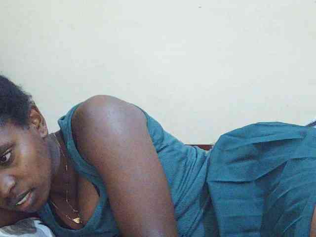 Sweetdiva2 webcam