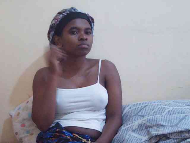 Sweetdiva2 webcam