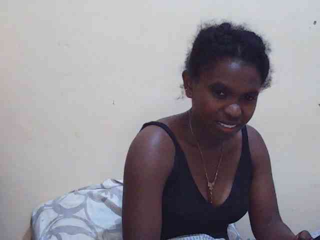Sweetdiva2 webcam