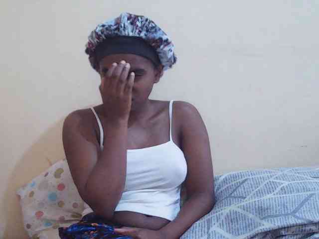 Sweetdiva2 webcam
