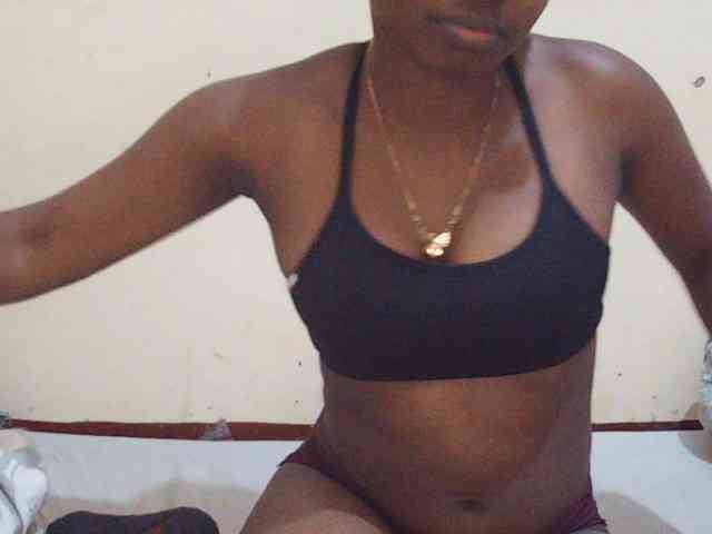 Sweetdiva2 webcam