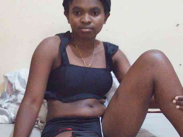 Sweetdiva2 webcam