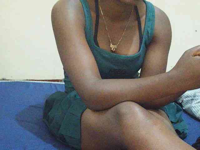 Sweetdiva2 webcam