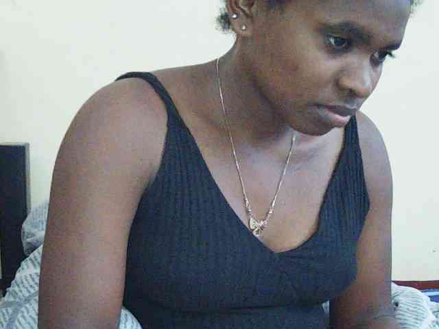 Sweetdiva2 webcam