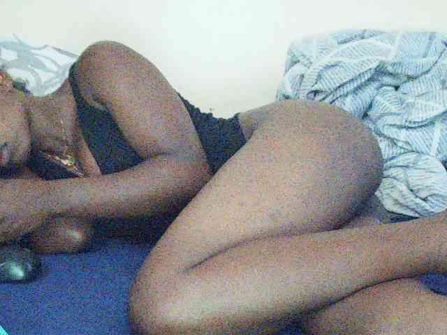 Sweetdiva2 webcam