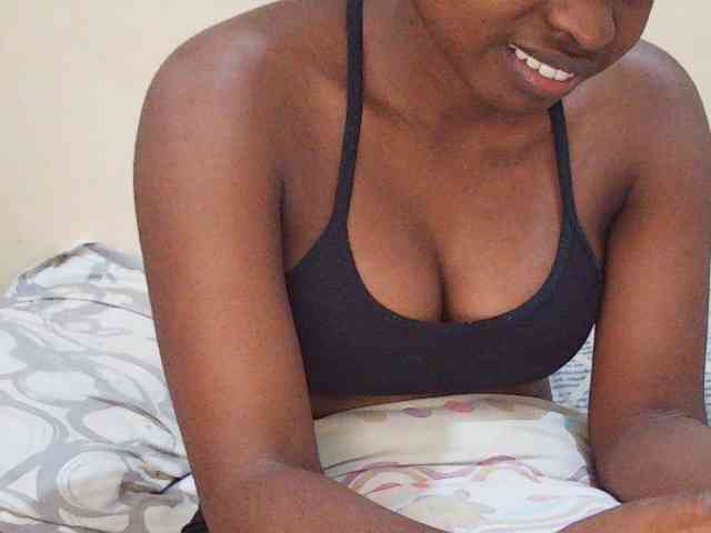 Sweetdiva2 webcam