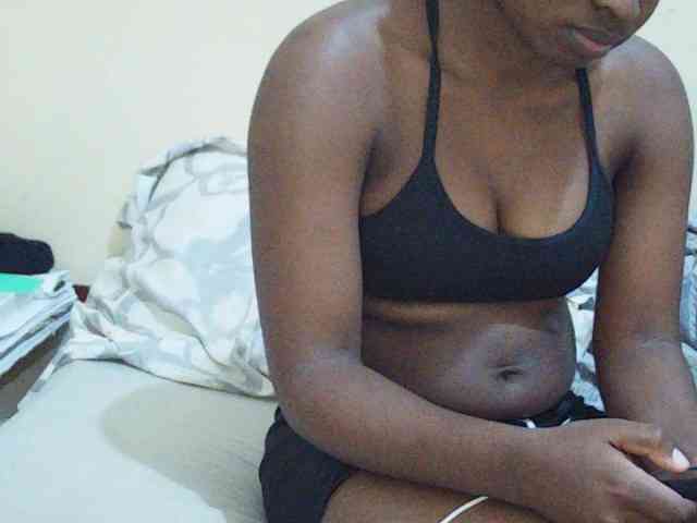 Sweetdiva2 webcam