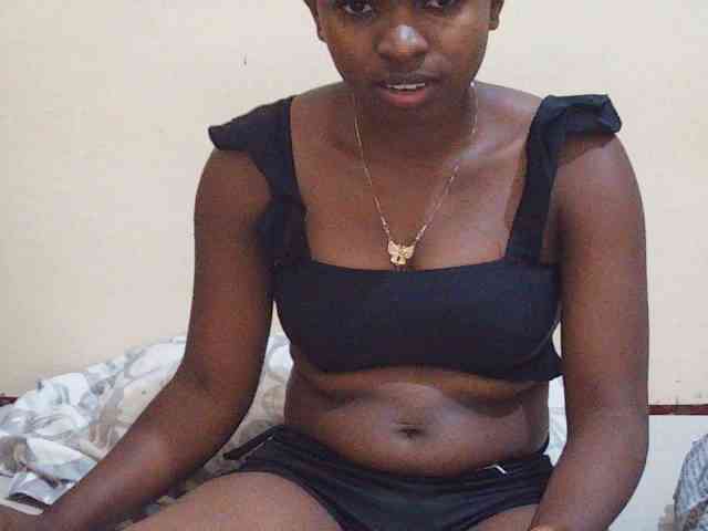 Sweetdiva2 webcam
