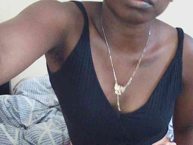 Sweetdiva2 webcam