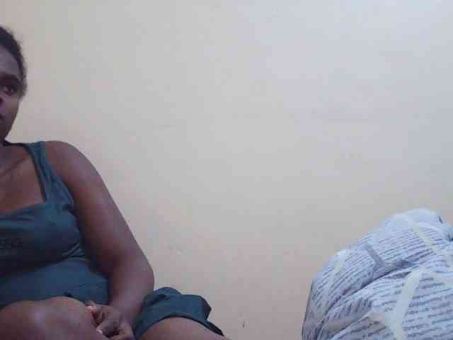 Sweetdiva2 webcam